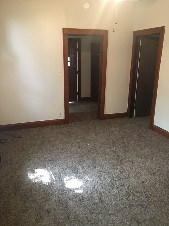 Photo - 1340 S Market St