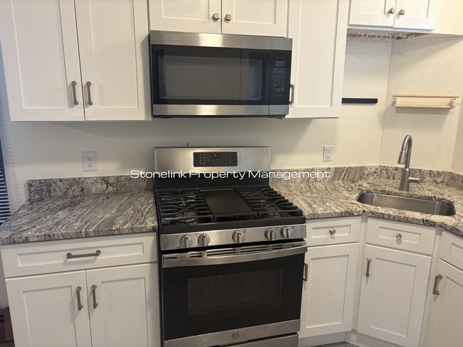 Photo - 124 Leo Ave Unit 1