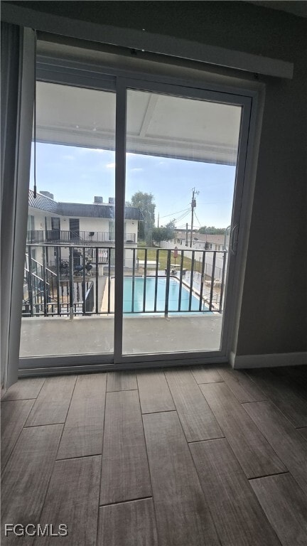 Photo - 4952 Vincennes St