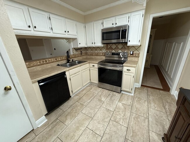 Photo - Freshly updated 4/2 in the heart of Spring, TX
