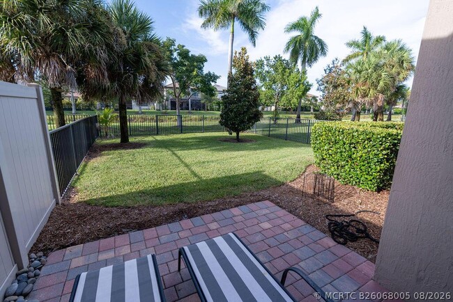 8217 Cadre Noir Rd