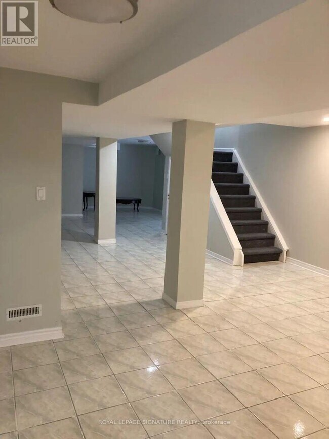 Photo - 154 Fifefield Dr