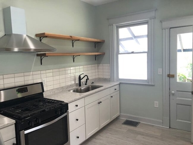 Photo - Charming 1-Bedroom Home in the Heart of Bellevue, KY