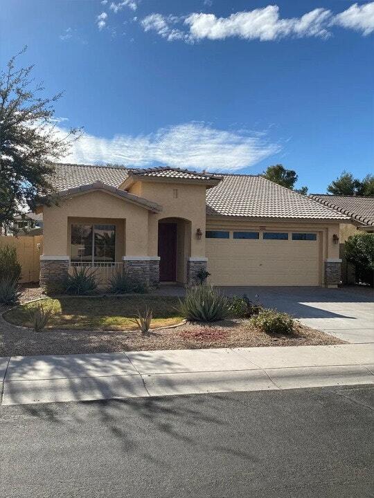 Building Photo - 3625 E Thunderheart Trail Rental