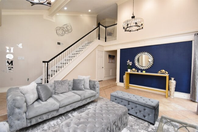 Photo - 7726 Miller Glen Ln
