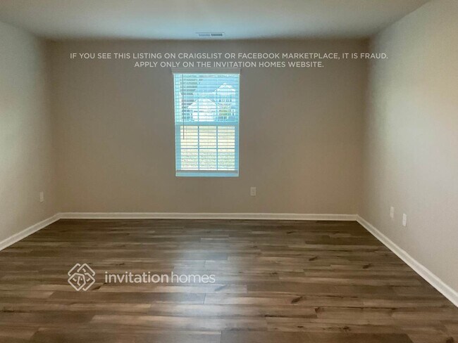 Photo - 1143 Woodhouse Dr