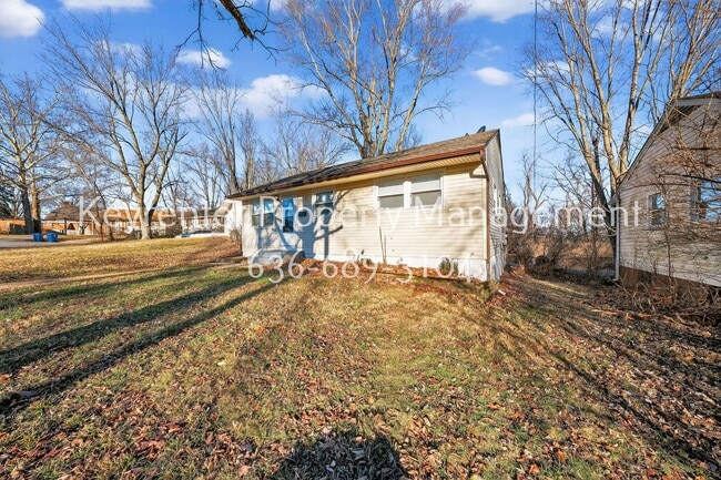 Photo - Spacious 3-Bedroom Home with Large Yard – Section 8 Welcome