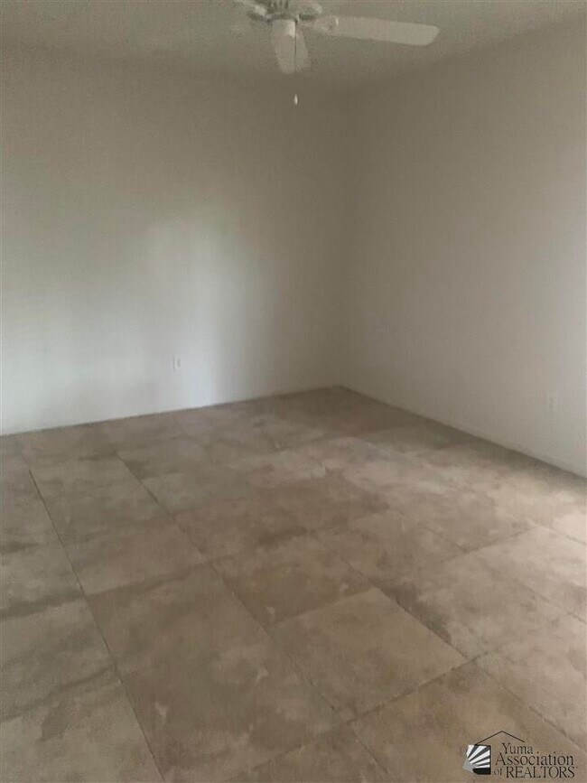 2901 S Palo Verde Ln Condo Unit 7 Condo for Rent in Yuma, AZ