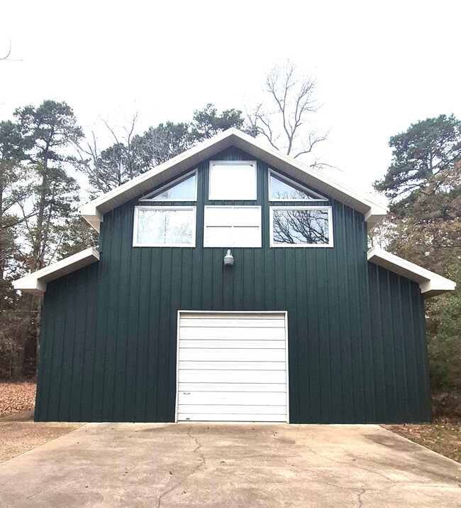 Photo - 3582 Northridge Rd