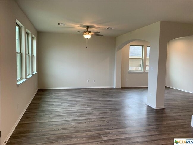 Photo - 161 Gray Wolf Dr