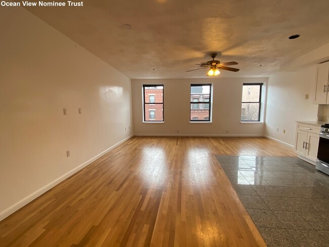 Photo - 230 Hanover St Unit 1