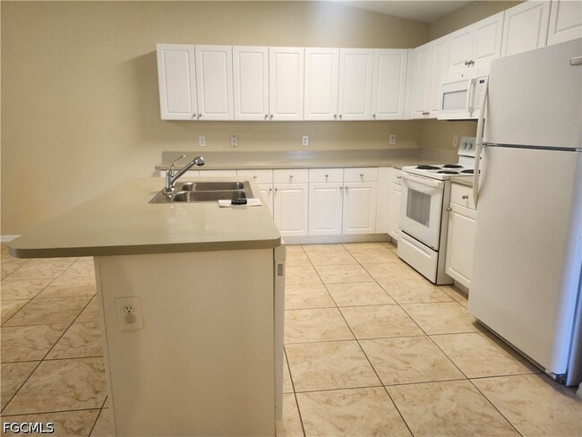 Photo - 415 NE 25th Ave