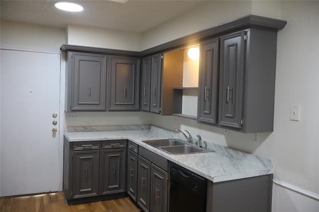 Photo - 808 Woodway Ln