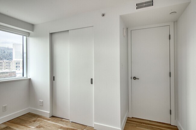 Photo - 3460 Rue Peel Unit 402