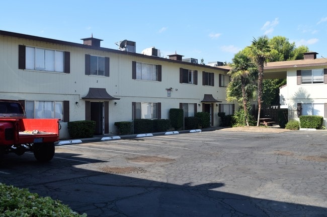 Photo - Taylor Manor Apartments