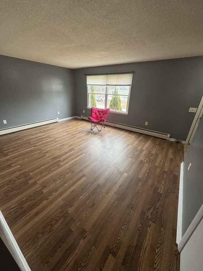 Photo - 14 Kelley St