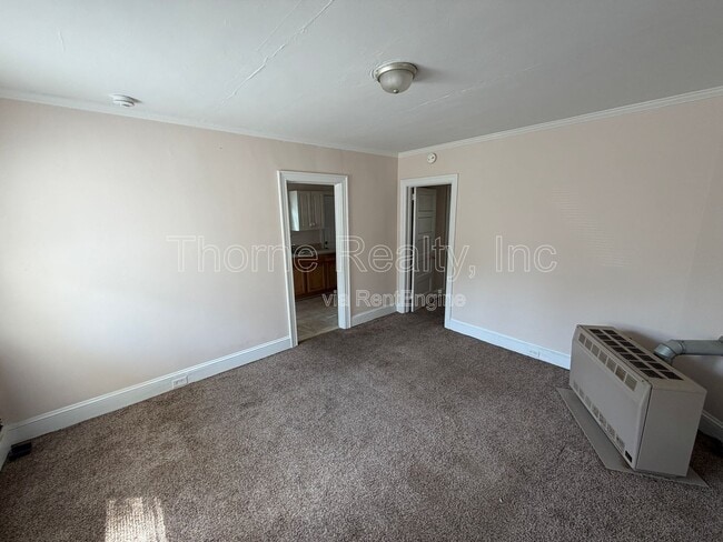 Photo - 218 S Vyne St