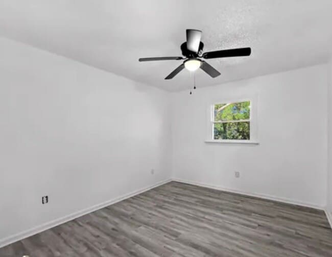 Photo - 803 Crestwood Terrace