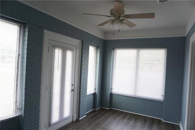 Photo - 177 W 5th St