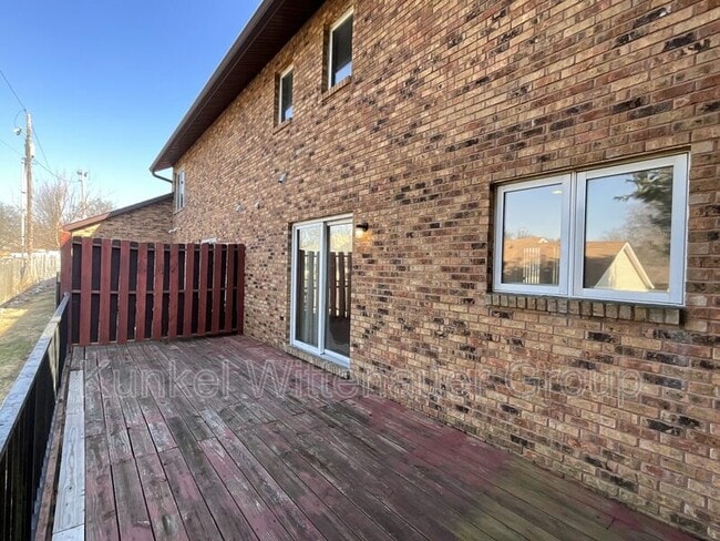 Photo - 247 Caballeros Blvd