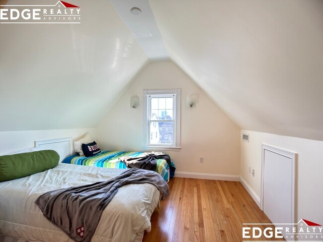 Photo - 12 Hopedale St Unit 1