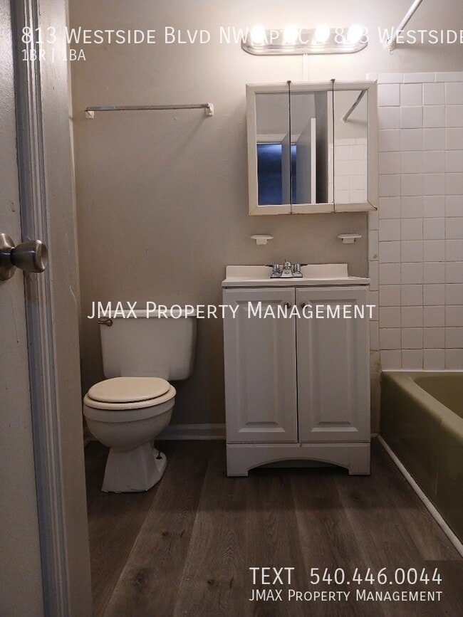 Photo - 813 Westside Blvd NW Unidad 813 Westside Blvd NW Apt C