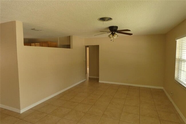 Photo - 2840 52nd Ln N