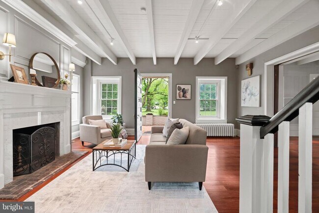 Photo - 209 N Bellevue Ave