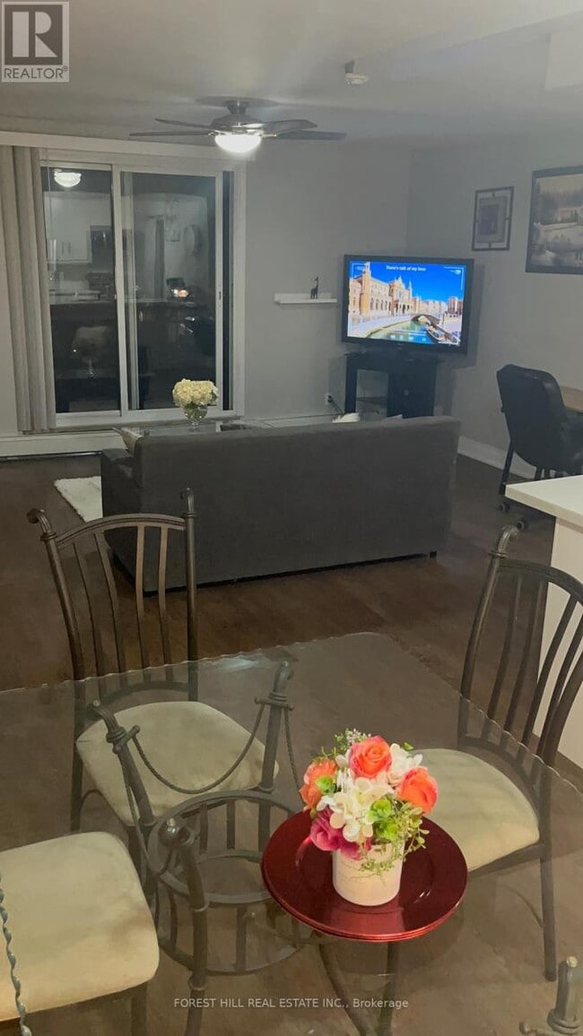 Photo - 2128 Ghent Ave Unité 4