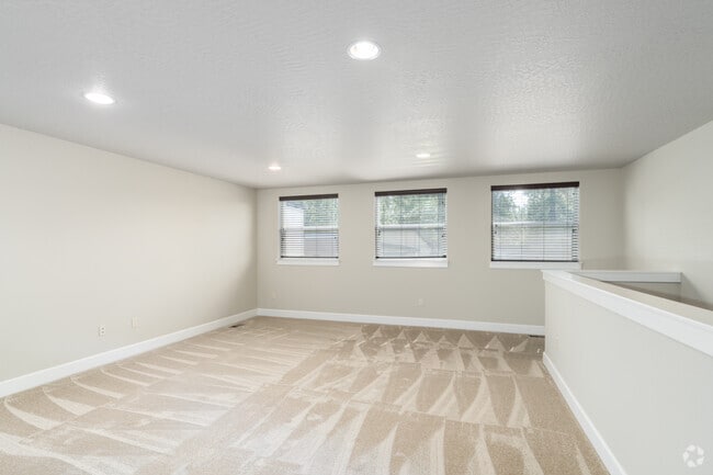 4BR, 2.5BA - 1458SF - Bonus Room