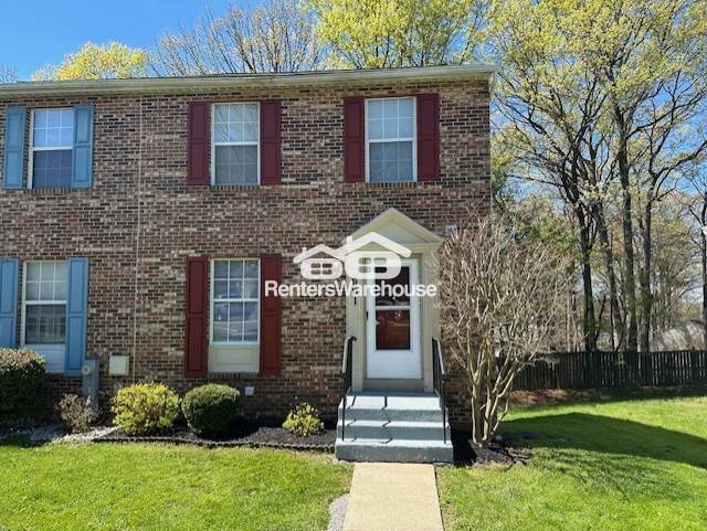 Photo - 661 Realm Ct W