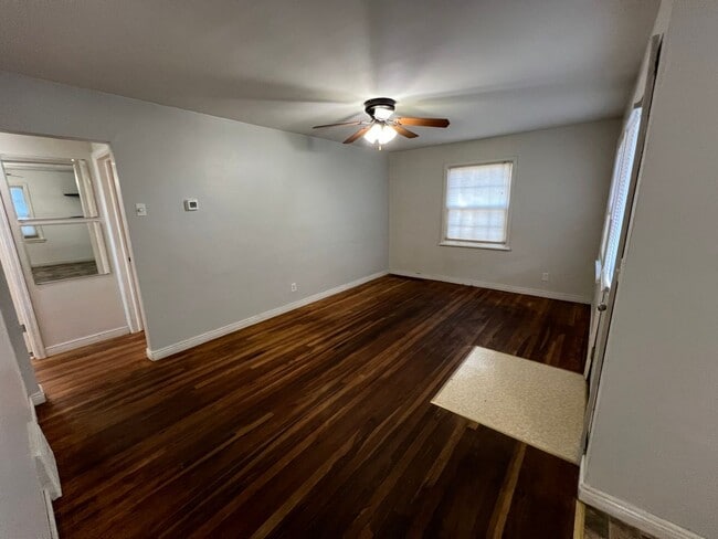 Photo - 3 Bed 2 Bath House