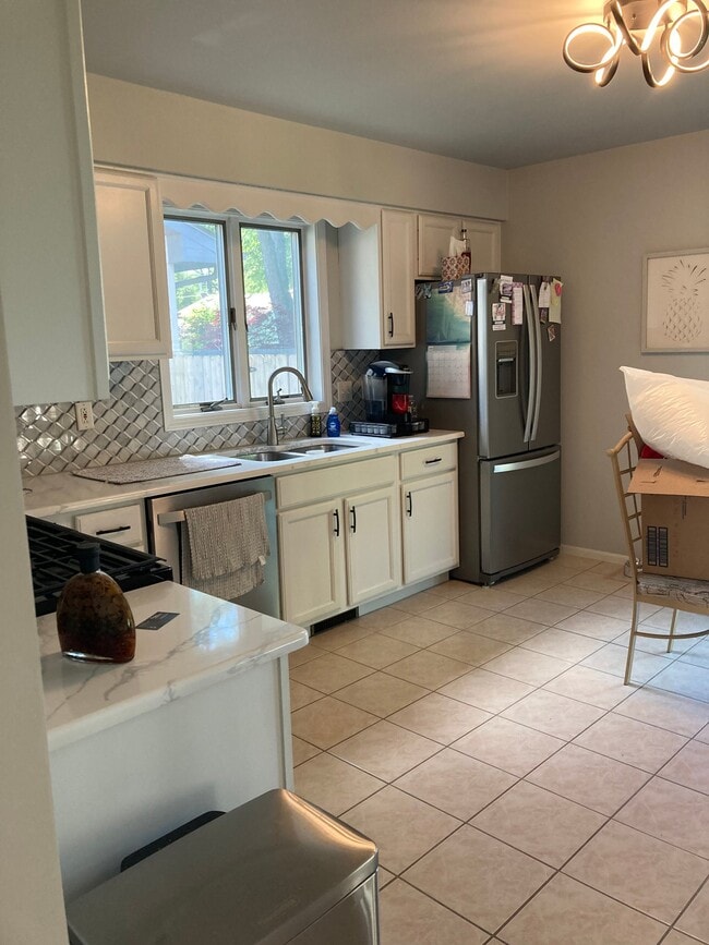 Photo - 2648 41st Pl