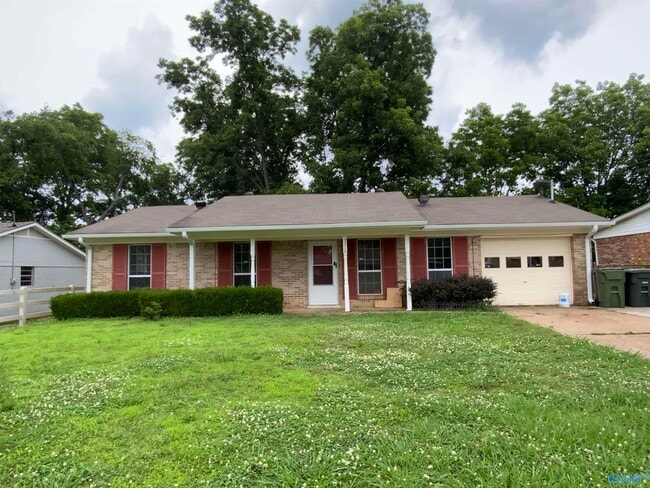 Building Photo - 3310 Village Dr SW