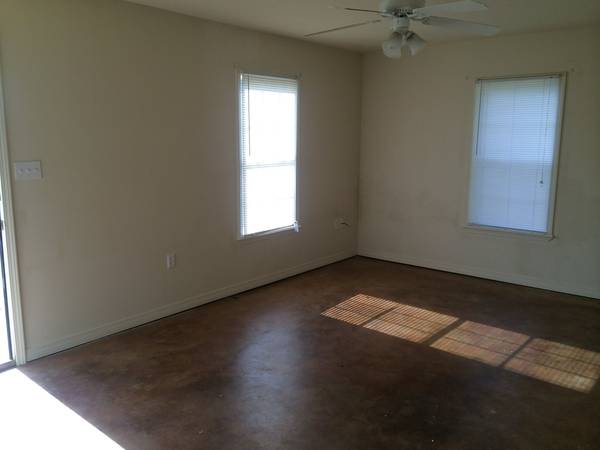 Photo - 246 McMahon Rd Unit H