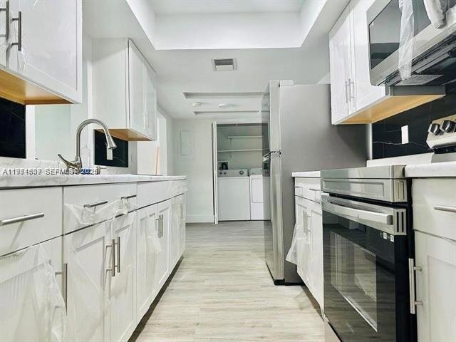 Photo - 6900 NW 78th St