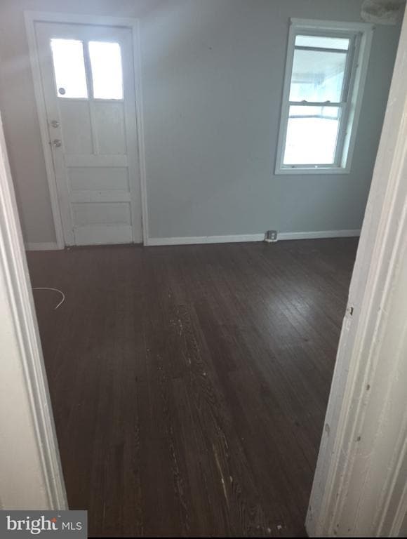 Photo - 728 W Maple Ave