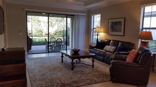 Photo - 5516 Cantucci St