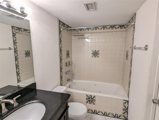 Photo - 1818 S Lakeshore Blvd Unit 7