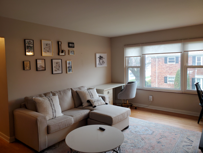 Photo - 17560 Mack Ave Condo Unit 18