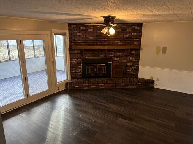 Photo - 2129 S Delaware Ave