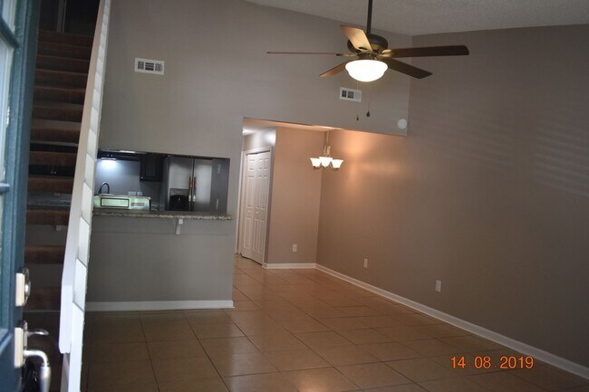 Photo - 3/2 in Villas of Westridge