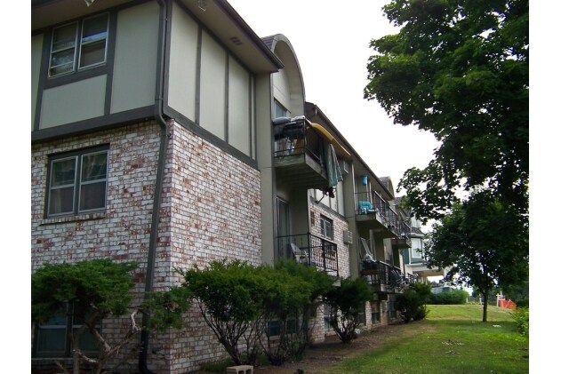 Photo - Wilshire Apartments