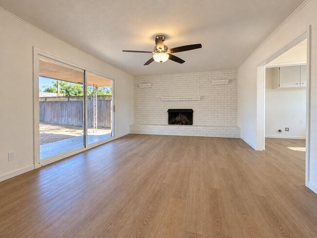 Photo - 4632 N 4th St