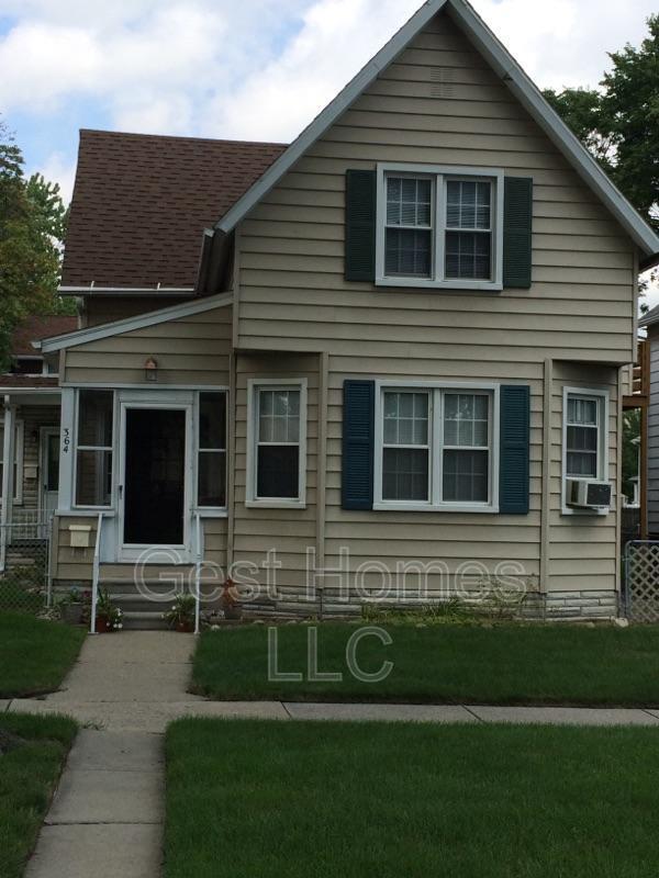 Building Photo - 2753 4th St Rental