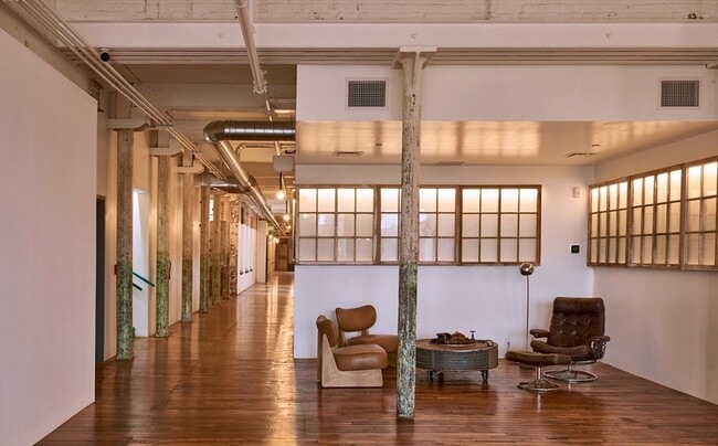 Photo - 520 State Rd Unidad 205