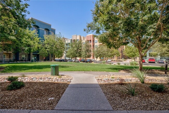 Building Photo - 62 E Serene Ave Unit 301 Rental