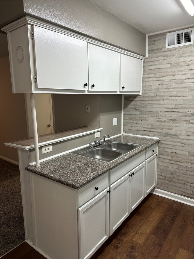 Photo - 2922 Randolph Rd