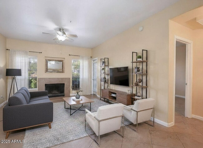 Building Photo - 14145 N 92nd St Unit 1104