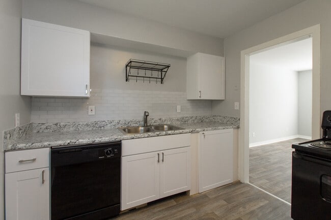 Photo - Ridgeside Flats